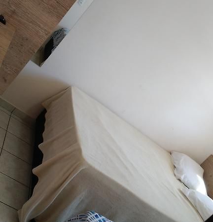 Dormitorio Canarinho Goiânia Eksteriør billede
