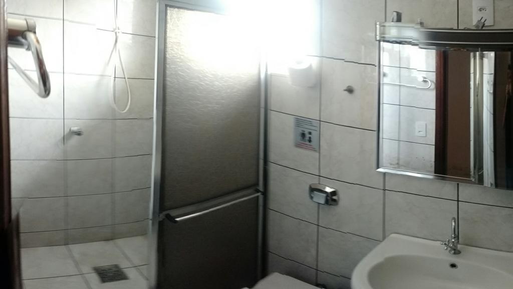 Dormitorio Canarinho Goiânia Eksteriør billede