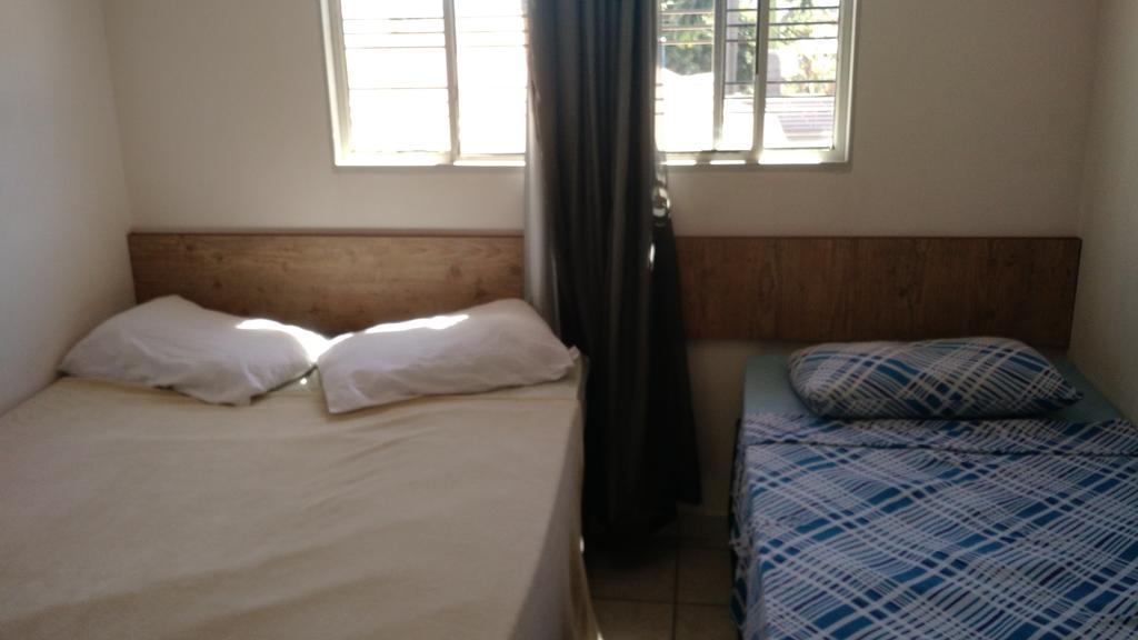 Dormitorio Canarinho Goiânia Eksteriør billede