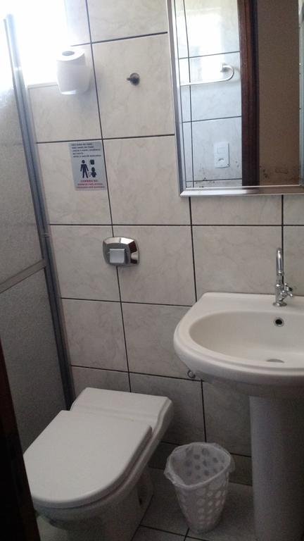 Dormitorio Canarinho Goiânia Eksteriør billede